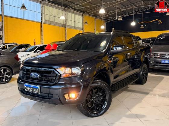 FORD RANGER 2.2 BLACK 4X2 CD 16V DIESEL 4P AUTOMÁTICO